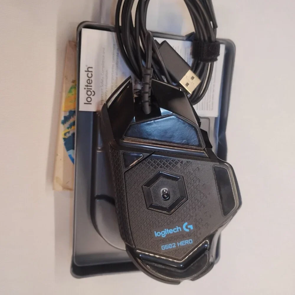 Logitech - G502 HERO Wired Optical Gaming Mouse with RGB Lighting - Black - Picture 5 of 8